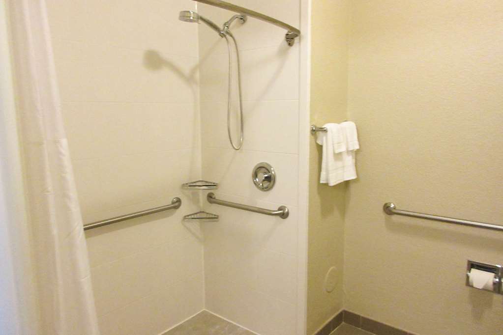 Comfort Inn Dekalb - Adjacent The University Kamer foto