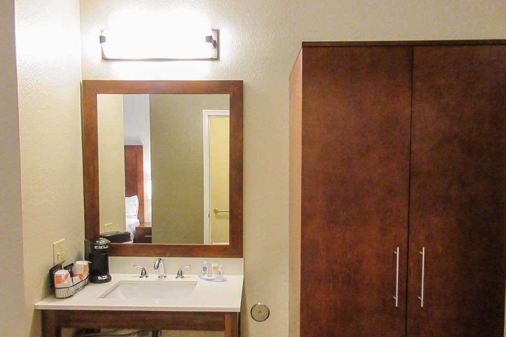 Comfort Inn Dekalb - Adjacent The University Kamer foto